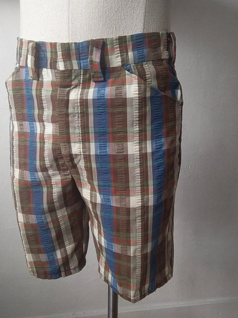 Vintage Seersucker Bermuda Shorts/ Men's Size 34 Short Trousers/ 70's Menswear/